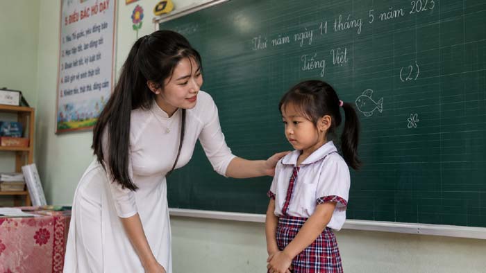 Tôi ân cần giúp trẻ tự tin hơn